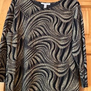 Women top. 3/4 sleeve dressy top with gold accent